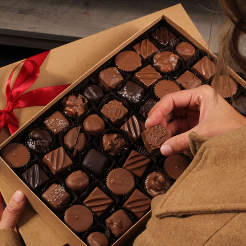 3.5 lbs. Deluxe Assortment